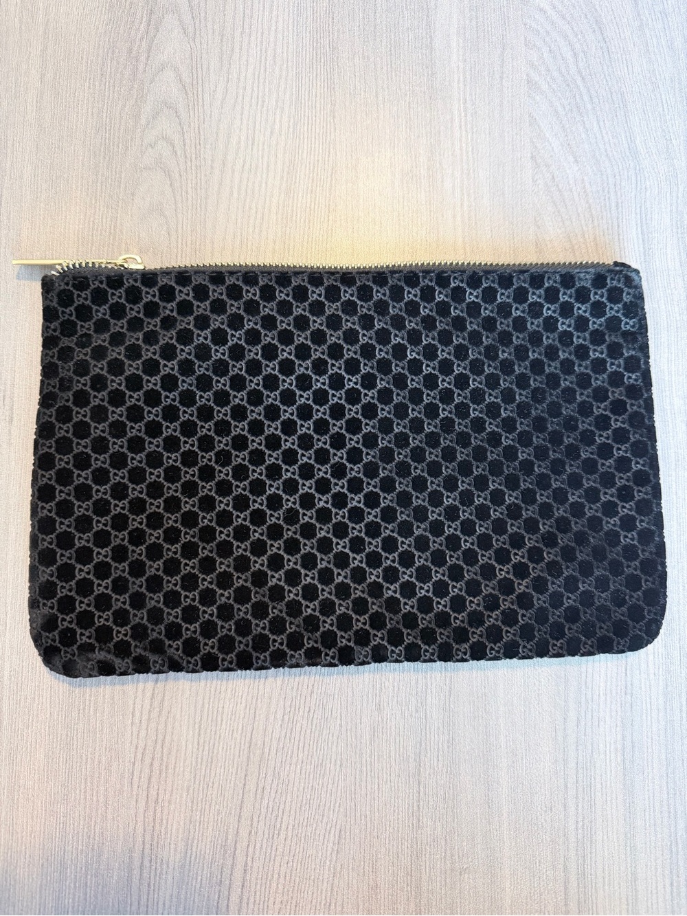 Gucci Beauty Black Velvet Zip Pouch with Gold-Tone Hardware